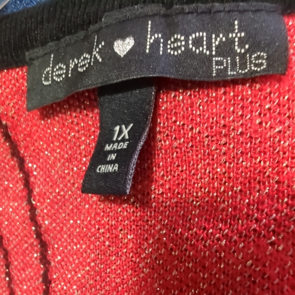 Derek♥️Heart Women's Knit Metallic Plus Size 1 X Red Stripe Zigzag Cropped Top - Picture 3 of 6